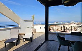 Be Your Home - Tower Beach Suite